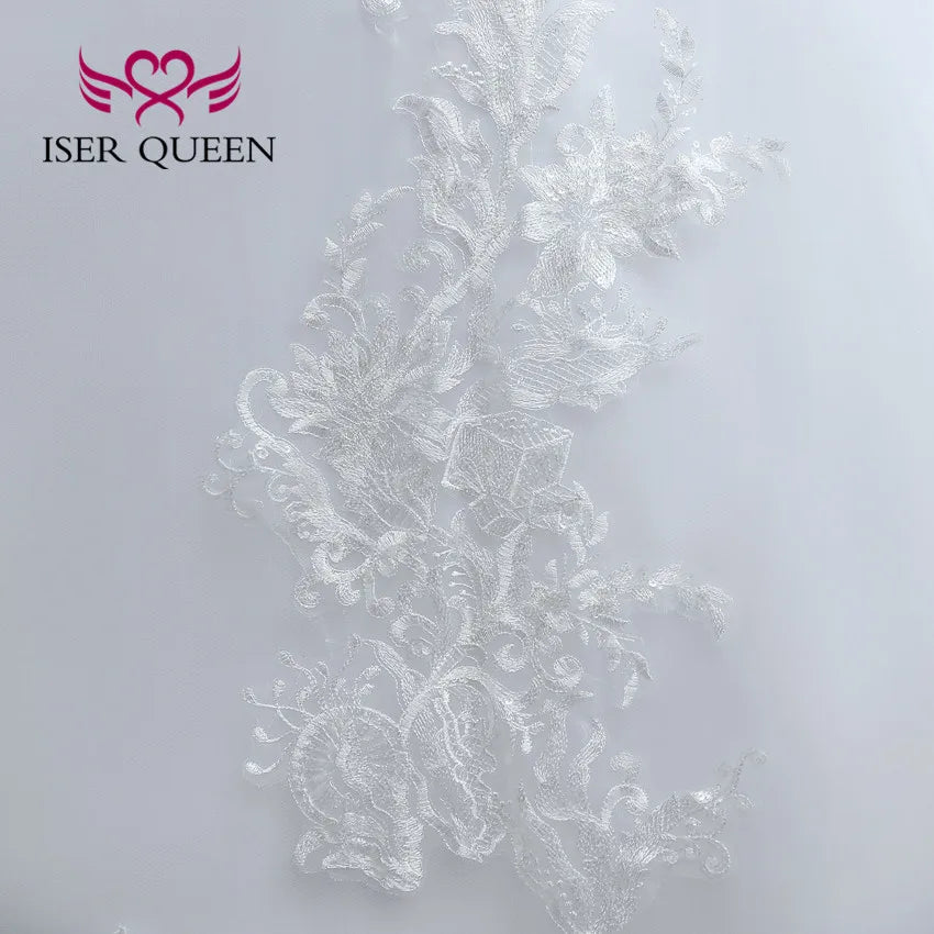 Maßgeschneiderte Brautkleider mit Perlenquaste 2025