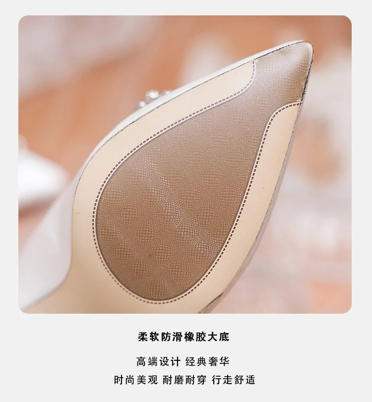 Weiße Hochzeitsschuhe, dicker Absatz, Brautschuhe mit Strasssteinen, spitzer Zehenbereich, mittlerer Absatz, große Größe 41–43, Abendschuhe für die Hochzeit, Damen-Pumps