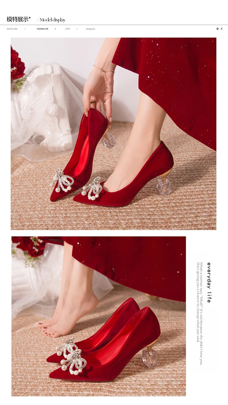Hochzeitsschuhe Brautschuhe Frauen neue Perle dicke Ferse flacher Mund spitzen Xiuhe Haupthochzeitskleid nicht müde Fuß einzelne Schuhe