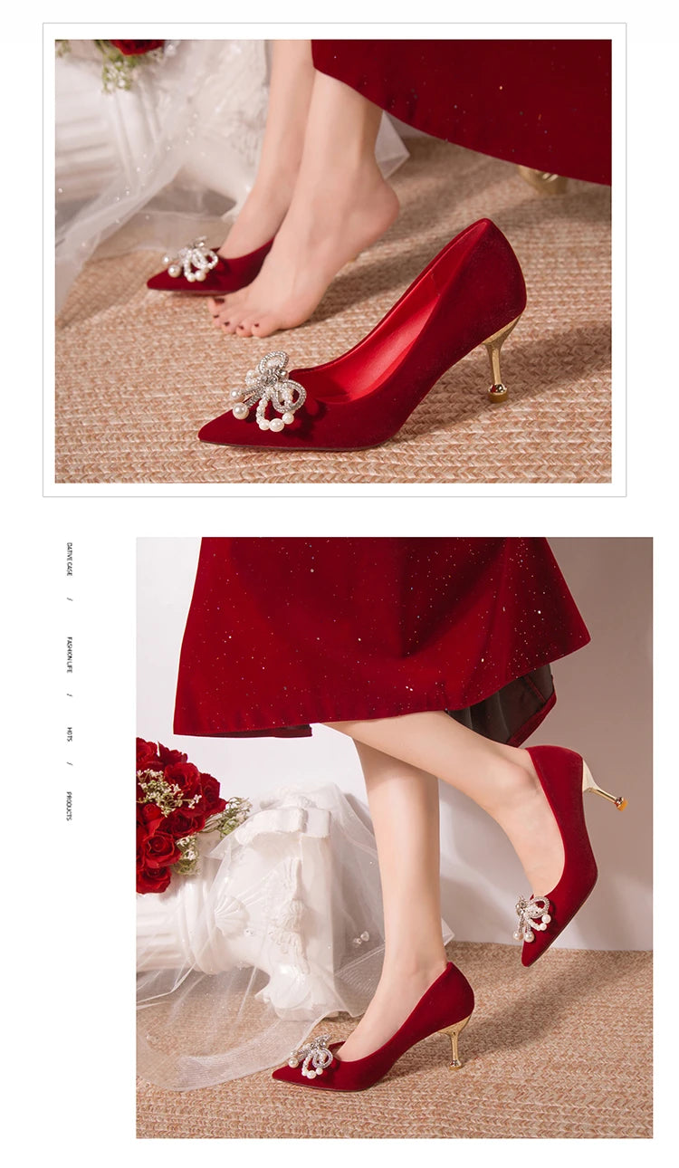 Hochzeitsschuhe Brautschuhe Frauen neue Perle dicke Ferse flacher Mund spitzen Xiuhe Haupthochzeitskleid nicht müde Fuß einzelne Schuhe