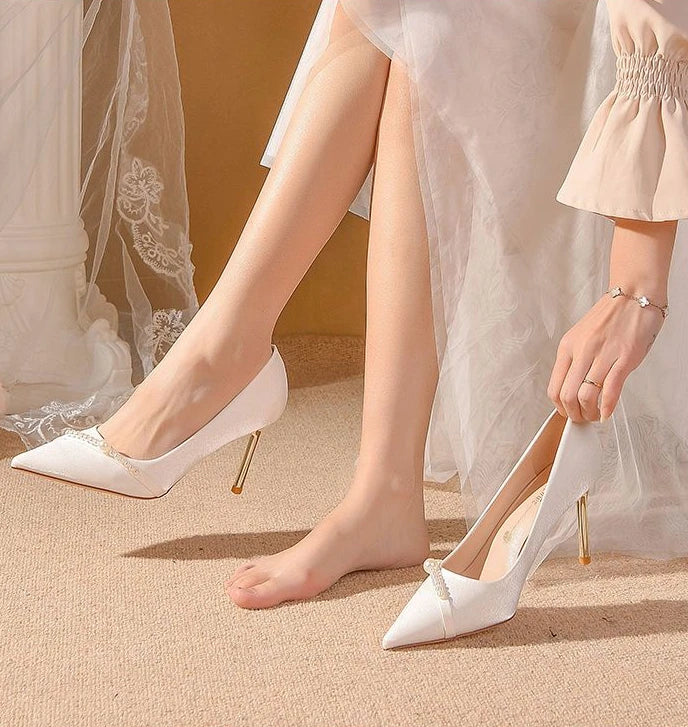 Damen Sommerschuhe Braut Pumps Schuhe für Frau 2024 Hochzeitsschuh auf Absatz Spitzschuh Perle Stilito High Heels Beliebte 39