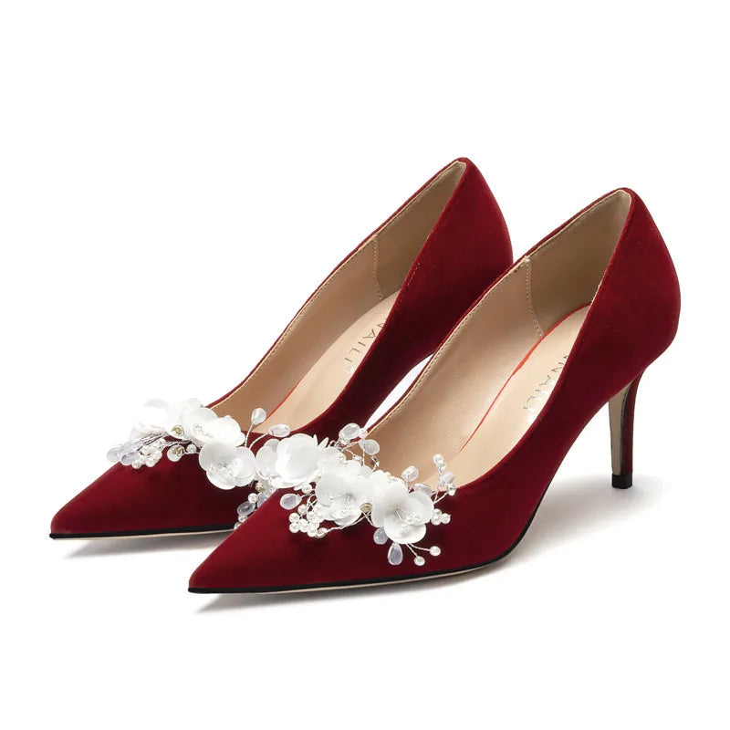 Hochzeitsschuhe Damen 2024 Haupthochzeitskleid Weiß High Heels Burgund Xiuhe Brautschuhe Mittelhoher Absatz Übergröße Einzelschuhe