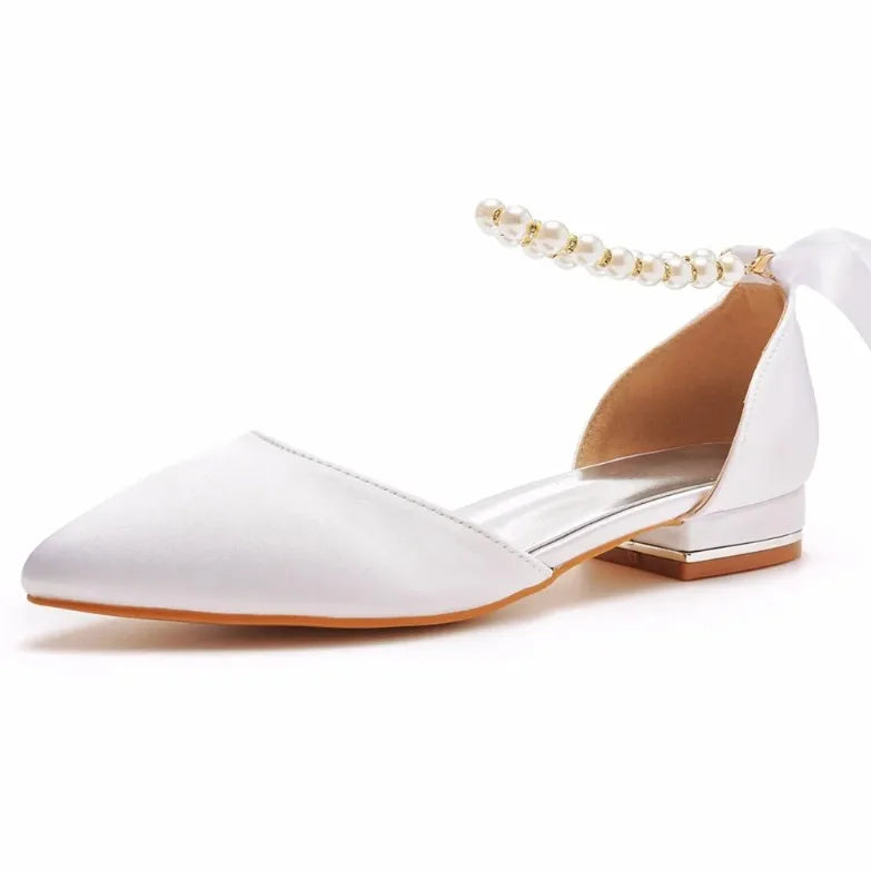 Hochzeitsschuhe Braut Flache Ferse Spitz Hohl Sandalen Frauen Weiß Satin Perlen Braut Hochzeit Kleid Schuhe Sandalias De Mujer