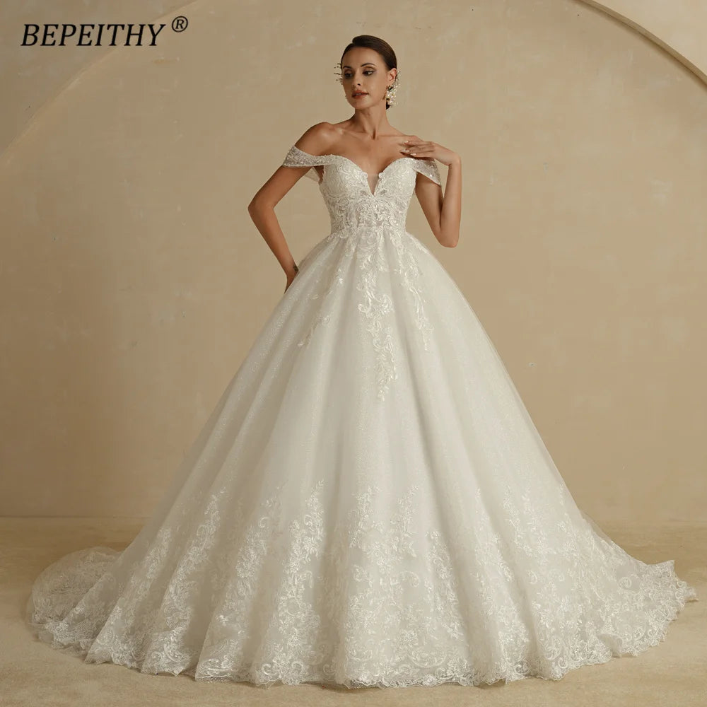BEPEITHY Individuelles Prinzessinnen-Brautkleid mit Herzausschnitt