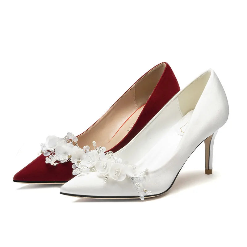 Hochzeitsschuhe Damen 2024 Haupthochzeitskleid Weiß High Heels Burgund Xiuhe Brautschuhe Mittelhoher Absatz Übergröße Einzelschuhe