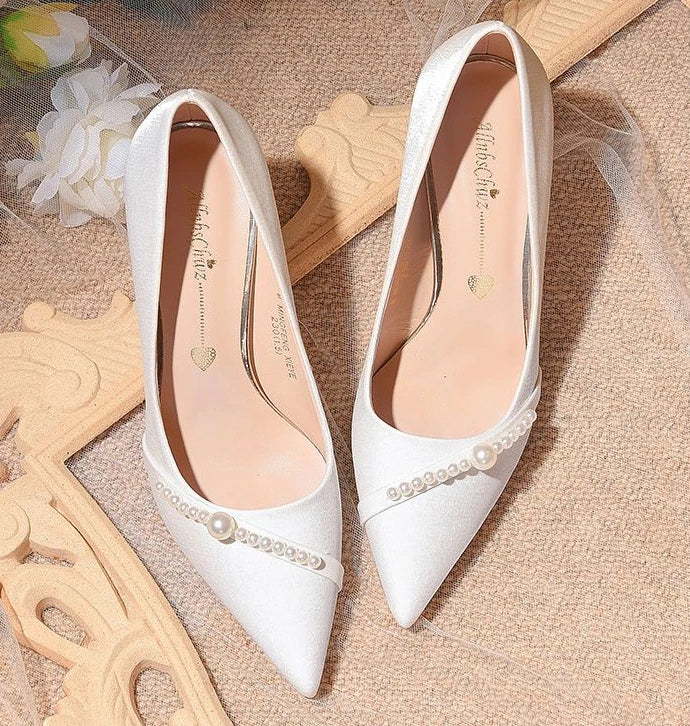 Damen Sommerschuhe Braut Pumps Schuhe für Frau 2024 Hochzeitsschuh auf Absatz Spitzschuh Perle Stilito High Heels Beliebte 39