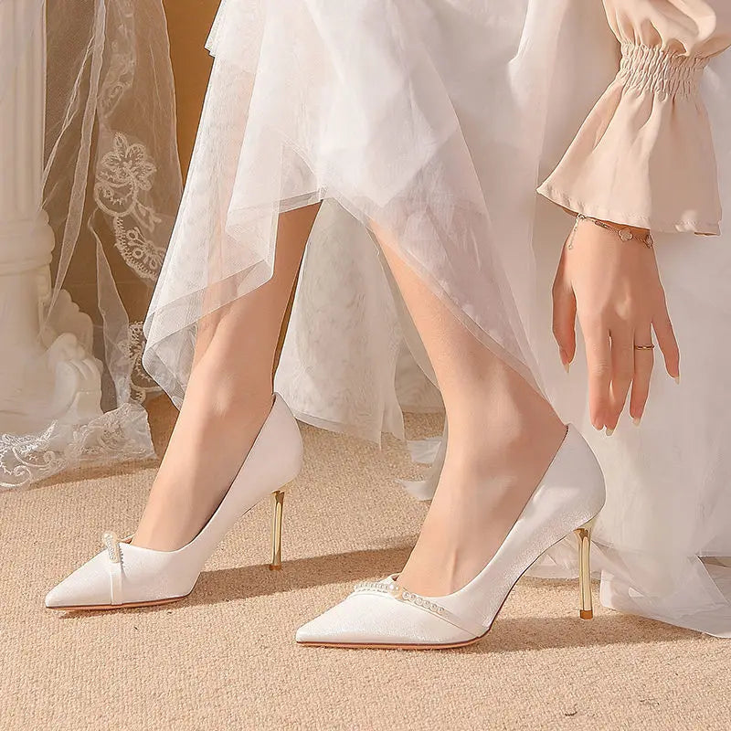Damen Sommerschuhe Braut Pumps Schuhe für Frau 2024 Hochzeitsschuh auf Absatz Spitzschuh Perle Stilito High Heels Beliebte 39