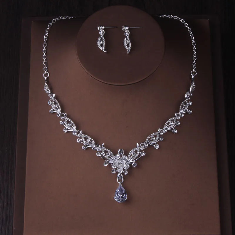Neue Brautaccessoires im minimalistischen Stil, Hochzeitsaccessoires, Kettenhalsketten, Ohrring-Sets, Ketten-Brautaccessoires, Hochzeits-d