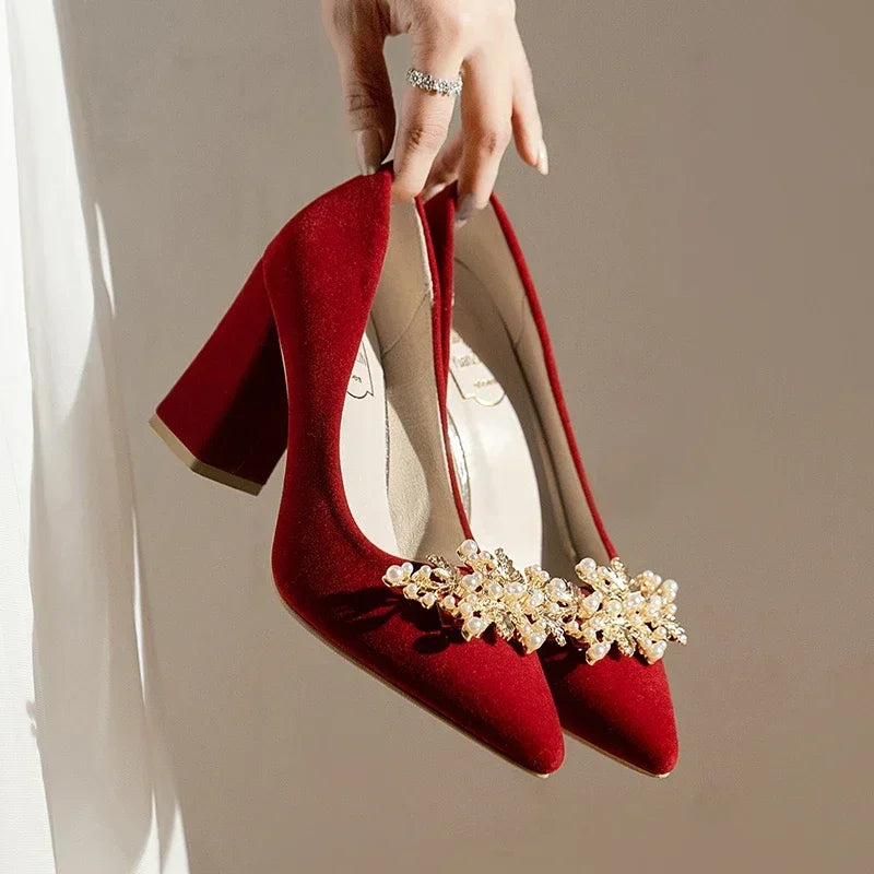 2024 neue Frühling Sommer Herbst Hochzeit Schuhe frauen Dicken Absätzen Braut Rot Wildleder Hochzeit Barfuß Schuhe