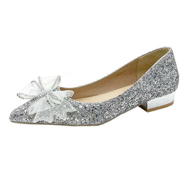 Damen Glänzende Gold Silber Brautschuhe mit Perlen, flache Absätze, Med (3 cm – 5 cm), Kristall, Schmetterlingsknoten, flache Hochzeitsschuhe, Slipper