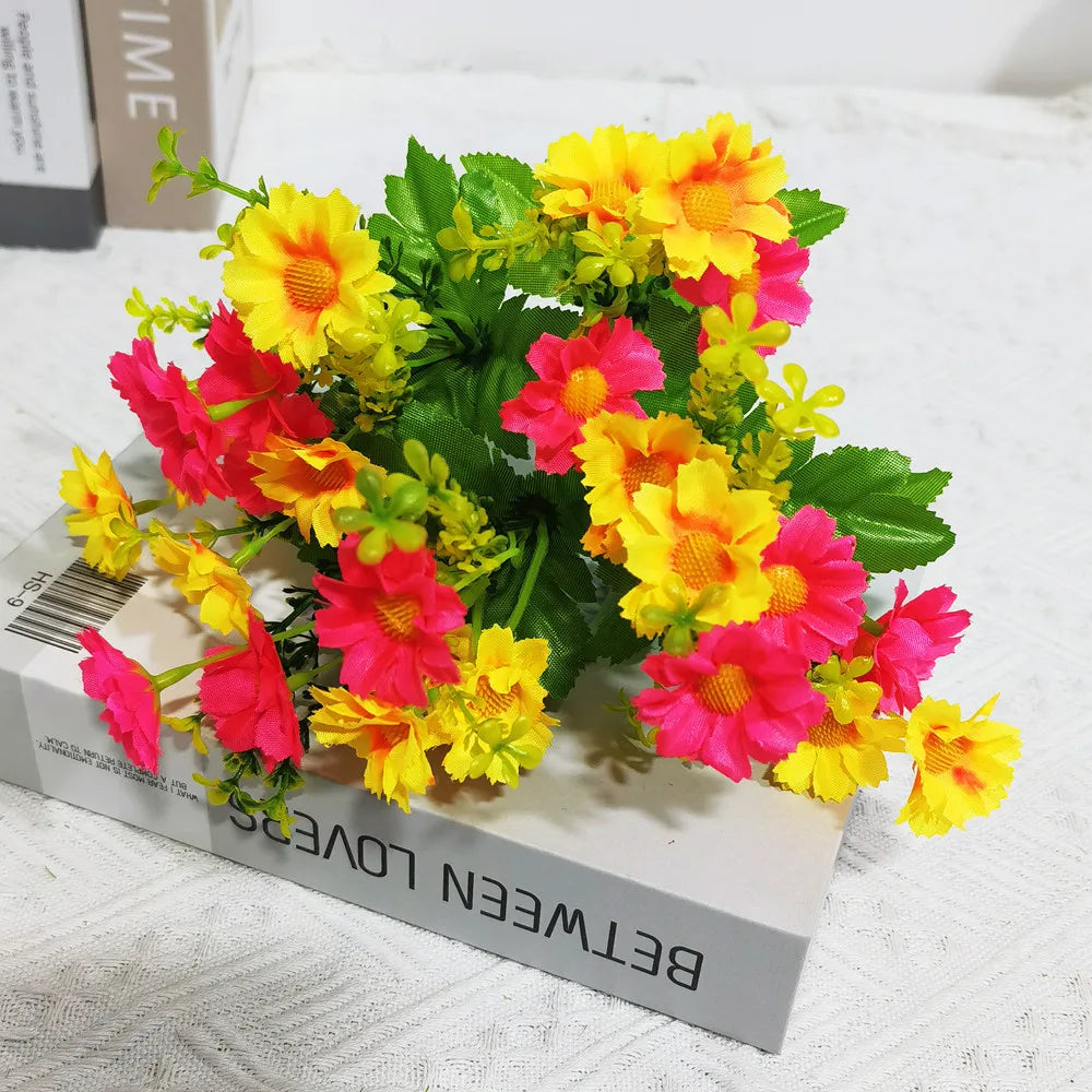 Ein Blumenstrauß mit 7 Zweigen und 28 Köpfen, süßer DIY-Hochzeitsblumenstrauß, Heimzimmer, Tischdekoration, Seidengänseblümchen, künstliche dekorative Blume