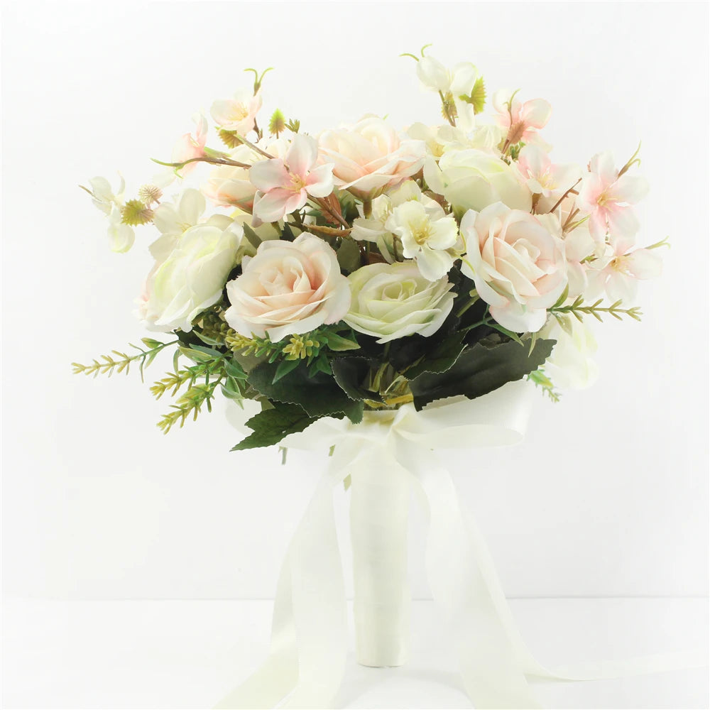 Brautstrauß, künstliche Blumen, Hochzeit, Blumen halten, weiße künstliche natürliche Rose für Brautjungfer, Braut, Hochzeitsdekorationen
