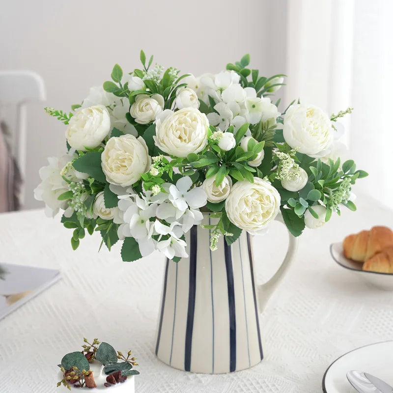 Blaue Seidensträuße Künstliche Waldhortensien Pfingstrosenknospen Hochzeit Braut Handstrauß Hausgarten Desktop Blumenarrangement Dekor
