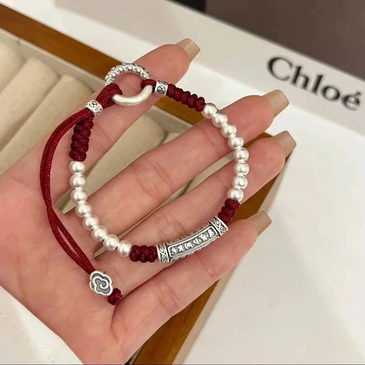 Handgewebte verstellbare Vintage-Armbänder mit Mantra mit sechs Zeichen, Sicherheitsschnalle, rotes Seil, Perlenseilkette für Männer und Frauen