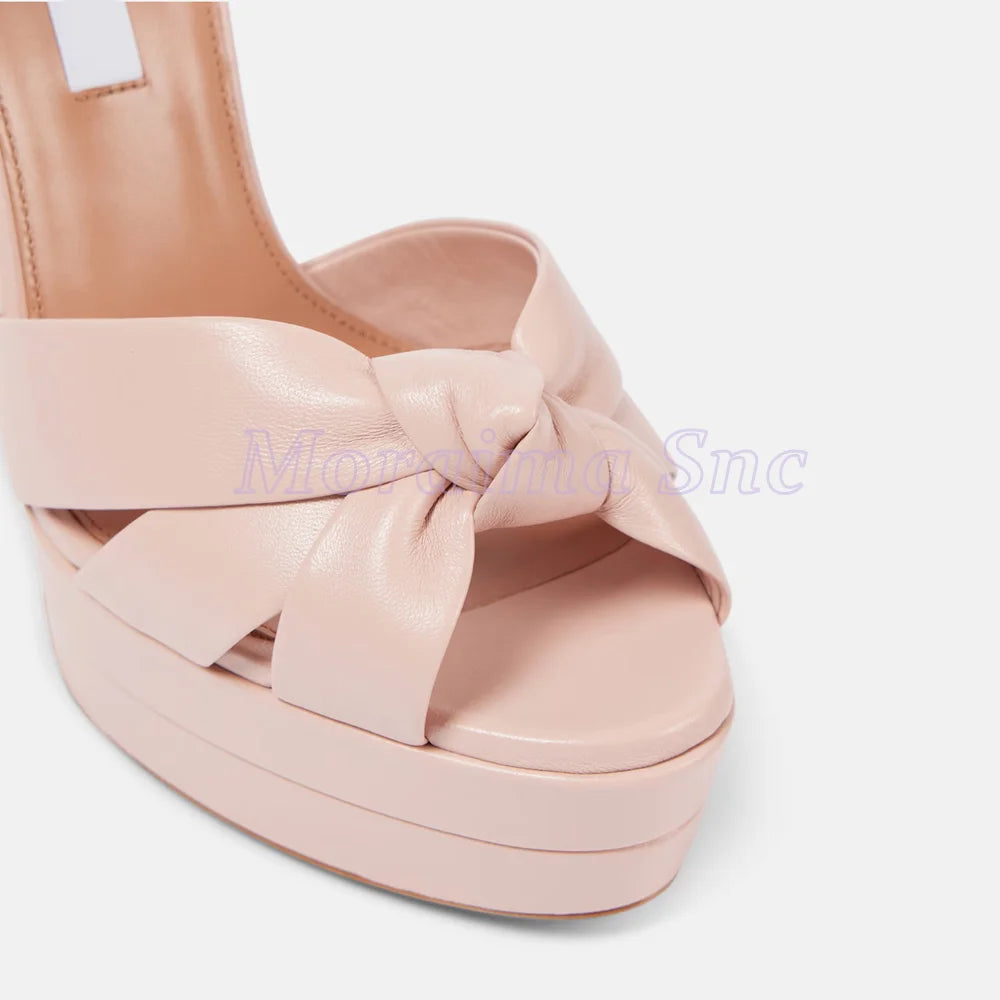 Brautknoten Satin Plateau Sandalen Block High Heel Knöchel Schnalle Riemen Runde offene Zehen Mode Damen Hochzeitsschuhe Sommer 2025