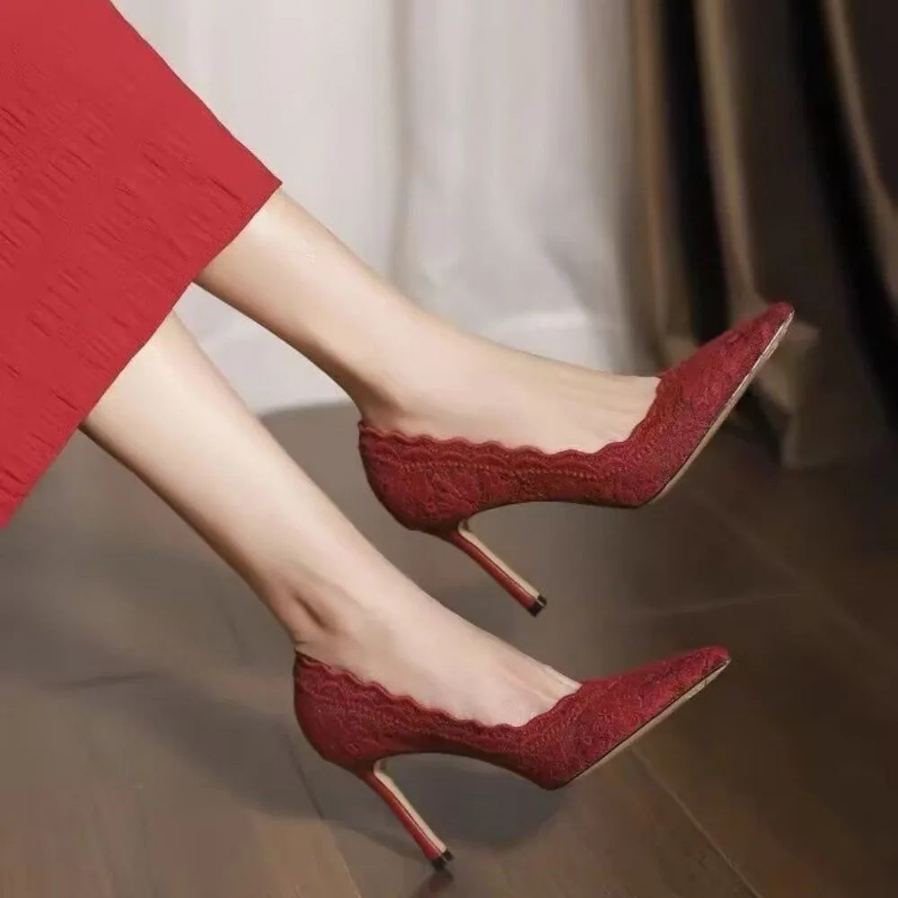 Weiße Hochzeitsschuhe Brautschuhe Design Sense Nischenspitze Spitz Stilettoabsatz Flach Französisch High Heels Weibliches Temperament