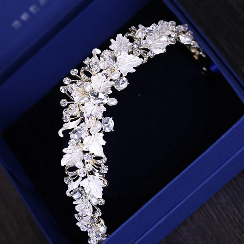 Trendy Strass Perle Kristall Krone Stirnband Blume Braut Haarschmuck Gold Krone Braut Hochzeit Krone Haarschmuck