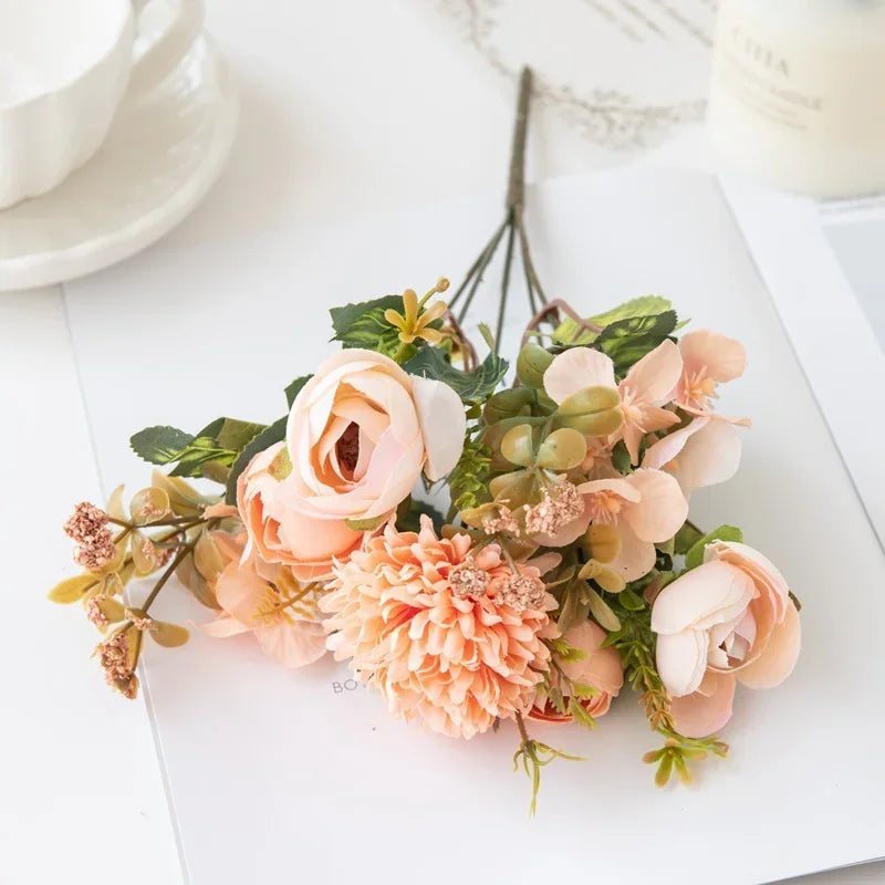 Nordischer Hochzeits-Brautstrauß, künstliche Rosen, Hortensien, Seidenblumen, Heimdekoration, Wohnzimmer, Blumen, Shooting-Requisiten