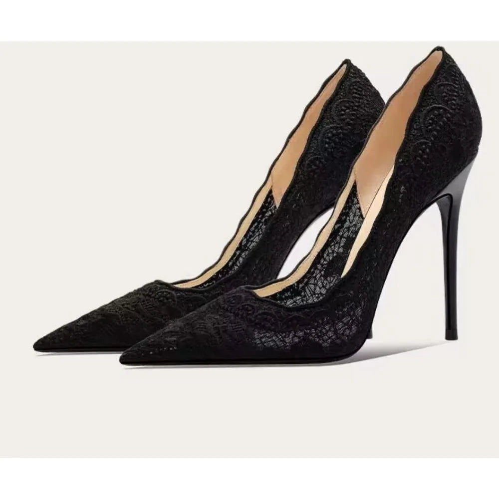 Weiße Hochzeitsschuhe Brautschuhe Design Sense Nischenspitze Spitz Stilettoabsatz Flach Französisch High Heels Weibliches Temperament