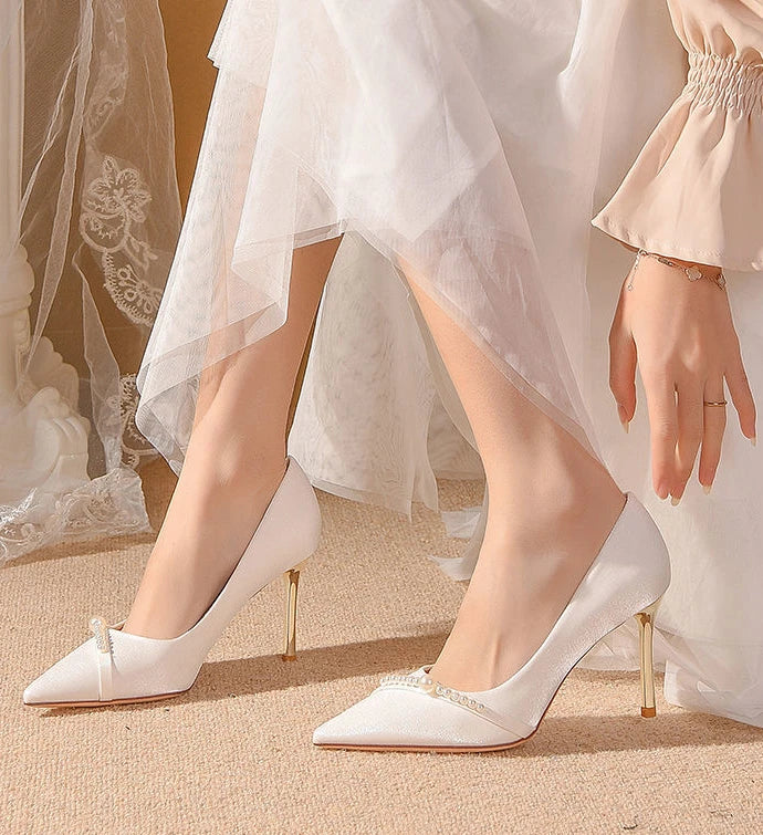 Damen Sommerschuhe Braut Pumps Schuhe für Frau 2024 Hochzeitsschuh auf Absatz Spitzschuh Perle Stilito High Heels Beliebte 39
