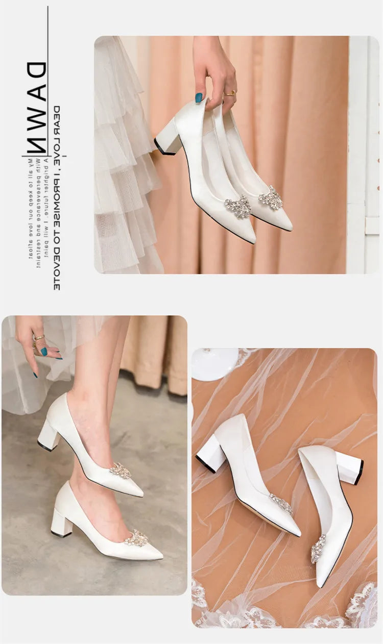 Weiße Hochzeitsschuhe, dicker Absatz, Brautschuhe mit Strasssteinen, spitzer Zehenbereich, mittlerer Absatz, große Größe 41–43, Abendschuhe für die Hochzeit, Damen-Pumps