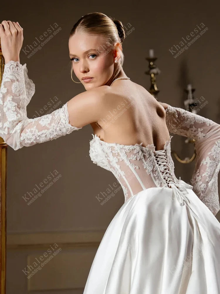 Glamorous Brautkleider A-Linie Satin Brautkleider Spitze Applikationen Trägerlos Rückenfrei Roben Vestidos De Novia Maßgeschneiderte 2025